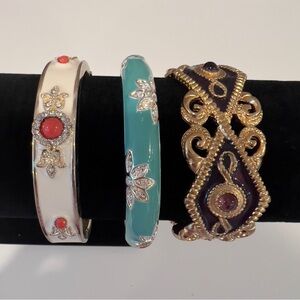 Set of 3 Enamel openable Bracelets with Delicate Floral Designs